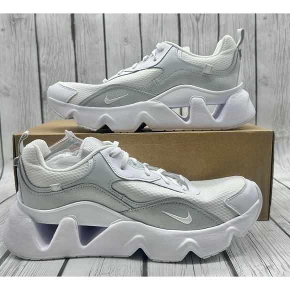 Nike Shoes - Nike Women's RYZ 365 2 White Metallic Platinum Size 11.5 CU4874‑105